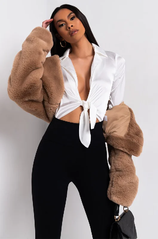 WARM UP CROP FAUX FUR JACKET CAMEL